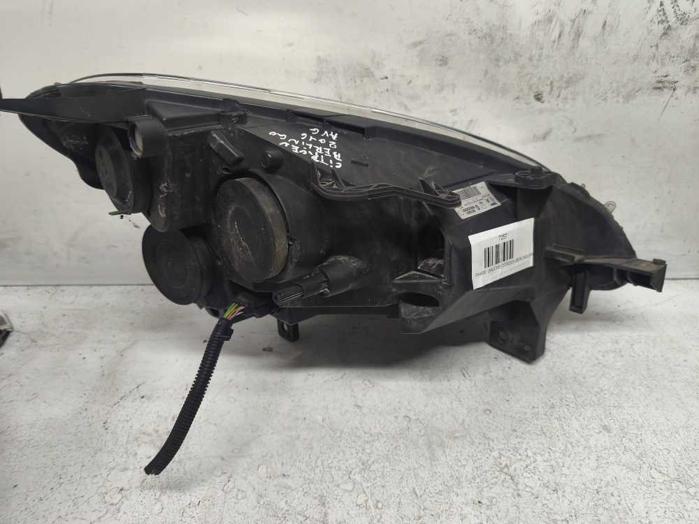 PHARE GAUCHE CITROEN BERLINGO/PEUGEOT PARTNER - Vue 2